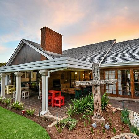 Iszis Guest House Bloemfontein Eksteriør billede