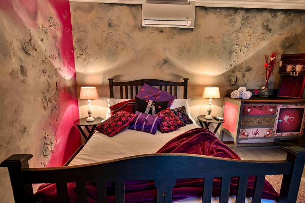 Iszis Guest House Bloemfontein Eksteriør billede